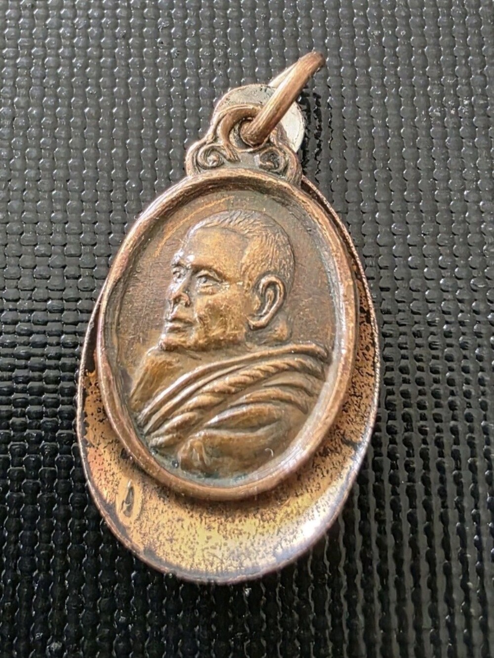 VTG Amulet of Buddha Thai Monk Pendant Charm